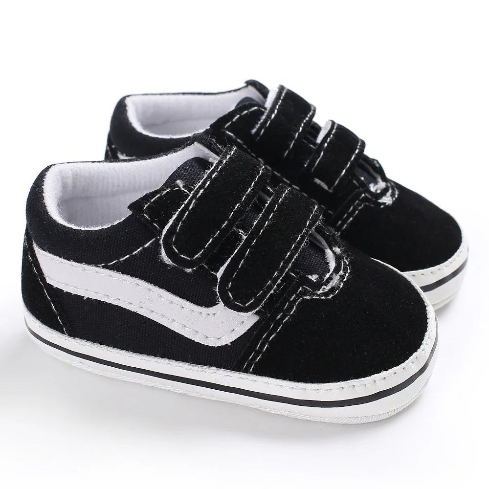 Plaid Canvas Sneakers (Newborn First Walkers) - Baby Care Shop