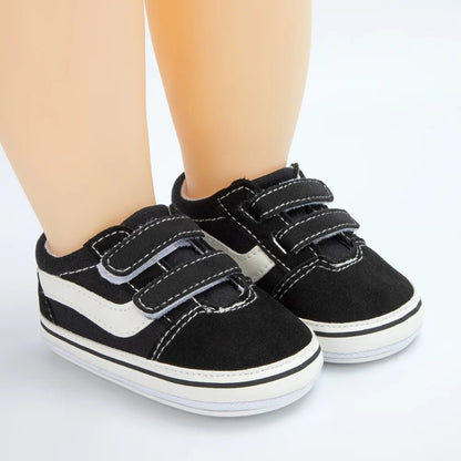 Plaid Canvas Sneakers (Newborn First Walkers) - Baby Care Shop